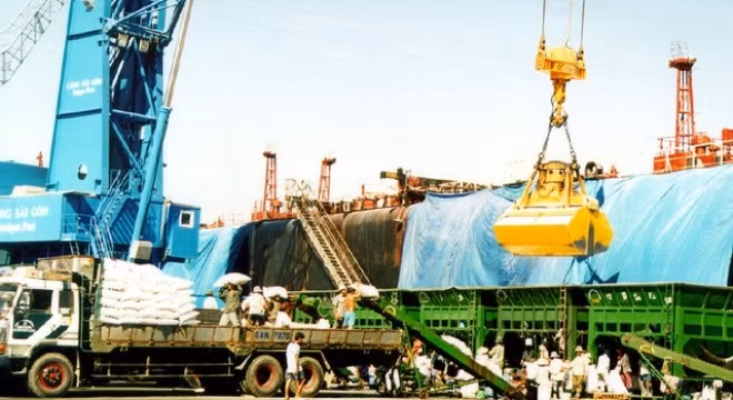 2 tháng: nhập siêu từ Trung Quốc hơn 5,1 tỷ USD 