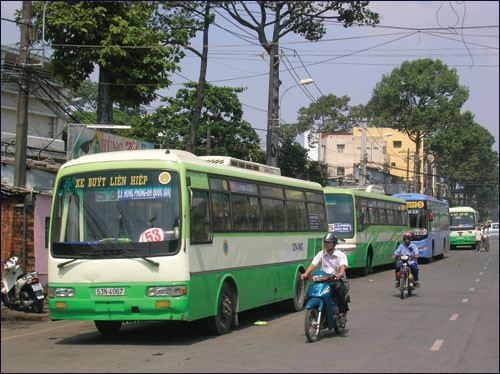 12 đơn vị xe buýt bị truy thu hơn 100 tỷ tiền lương