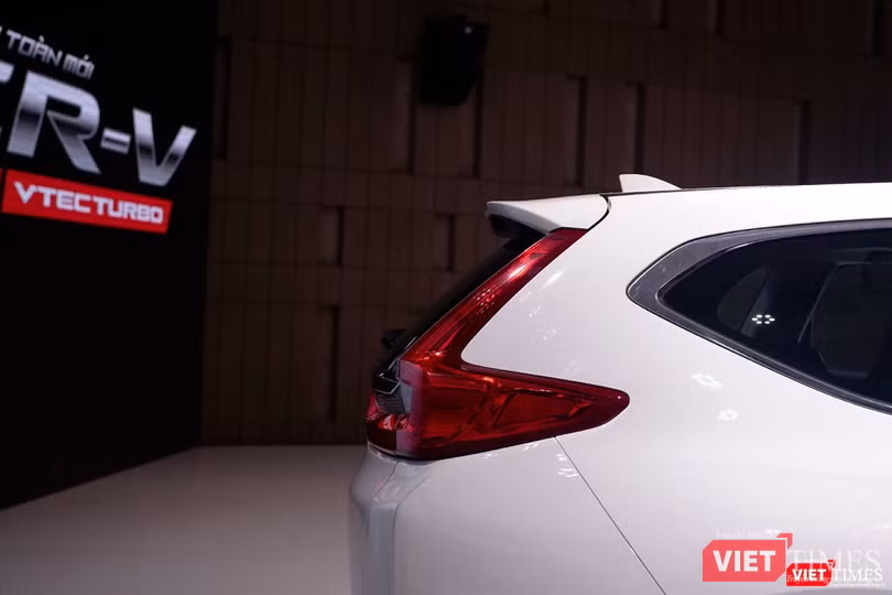 Honda Việt Nam ra mắt xe CR-V 2018, giá cao nhất 1,1 tỷ đồng ảnh 8