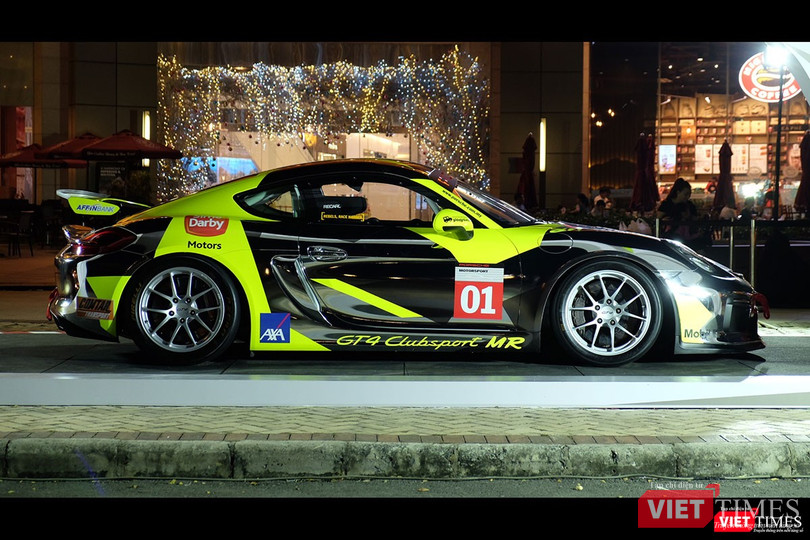 "Mòn mắt" với Porsche Cayman GT4 Clubsport bất ngờ xuất hiện tại Việt Nam ảnh 15
