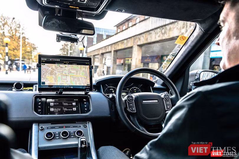 Jaguar Land Rover chen chân vào công nghệ xe tự hành ảnh 1
