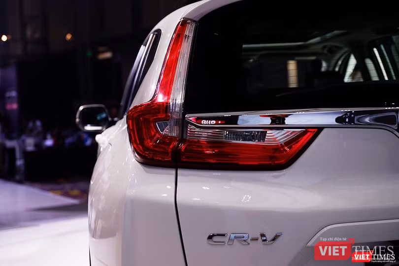 Honda Việt Nam ra mắt xe CR-V 2018, giá cao nhất 1,1 tỷ đồng ảnh 9