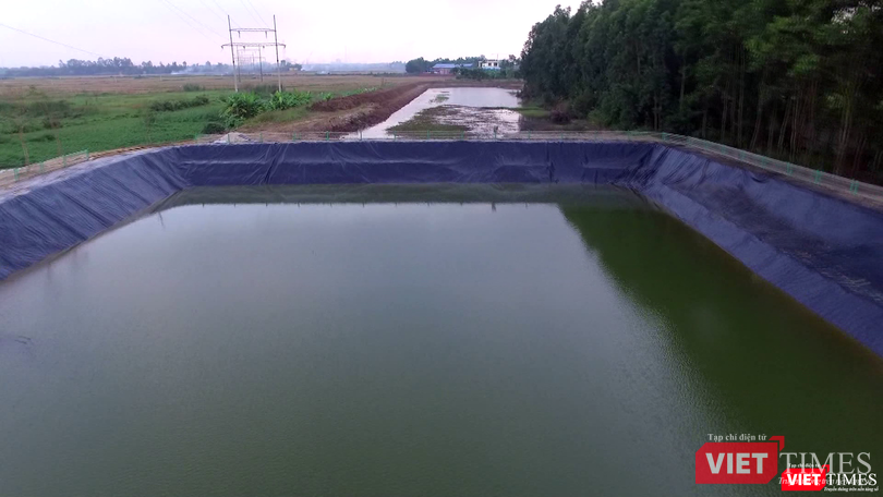 Ao lắng nước thải của một dự án trong KCN Nam Cầu Kiền