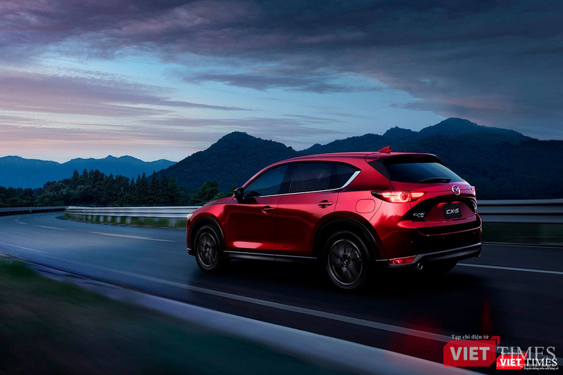 Vừa ra mắt tại Việt Nam, Mazda CX-5 đã có phiên bản facelift cho năm 2018 ảnh 1
