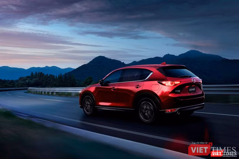 Vừa ra mắt tại Việt Nam, Mazda CX-5 đã có phiên bản facelift cho năm 2018 ảnh 1