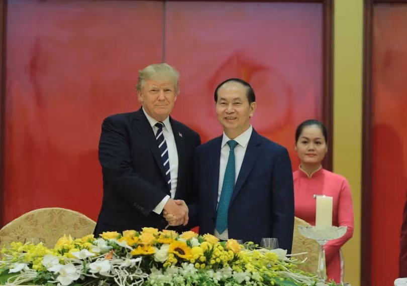 Tổng thống Donald Trump và Chủ tịch nước Trần Đại Quang. Ảnh VGP