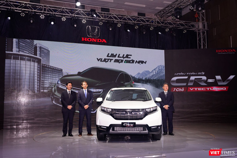 Honda CR-V 2018 mới bán từ 1/1/2018 với giá cao nhất 1,1 tỷ đồng. Ảnh: Nguyên Minh