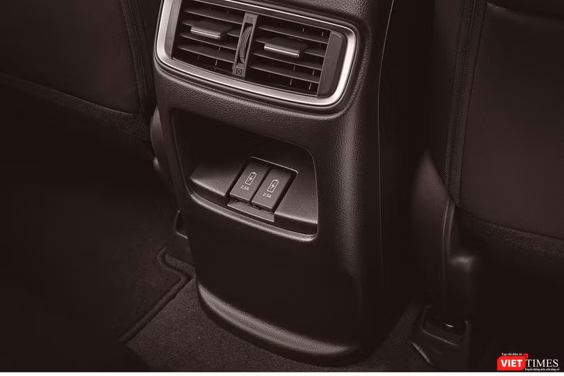 Honda Việt Nam ra mắt xe CR-V 2018, giá cao nhất 1,1 tỷ đồng ảnh 16