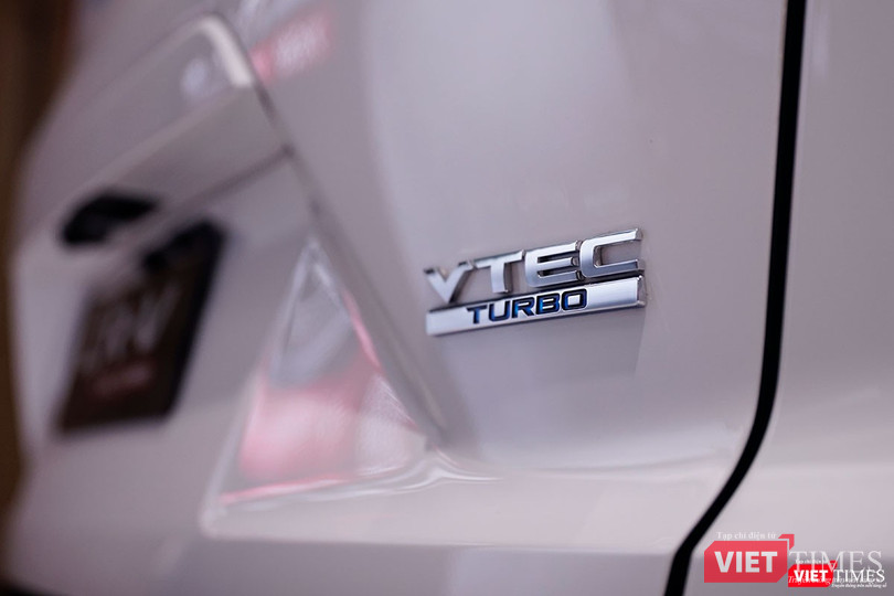 Honda Việt Nam ra mắt xe CR-V 2018, giá cao nhất 1,1 tỷ đồng ảnh 10