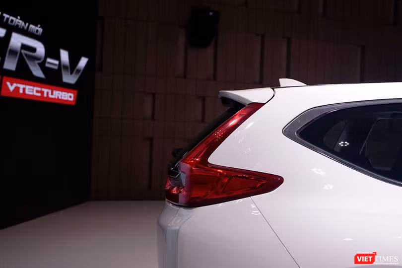 Honda Việt Nam ra mắt xe CR-V 2018, giá cao nhất 1,1 tỷ đồng ảnh 8