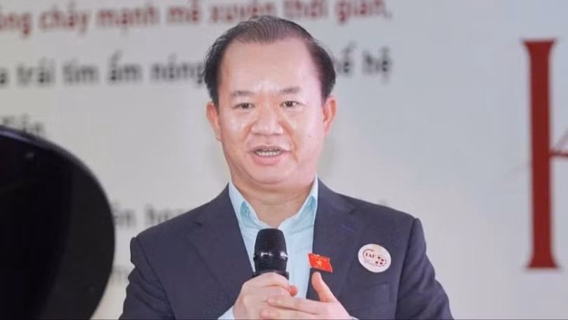 PGS.TS Bùi Hoài Sơn - Ủy viên thường trực Ủy ban Văn hoá, Giáo dục của Quốc hội.