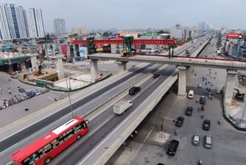 Nhiều nhà thầu được kiến nghị thưởng do thi công vượt tiến độ đường vành đai 3 trên cao