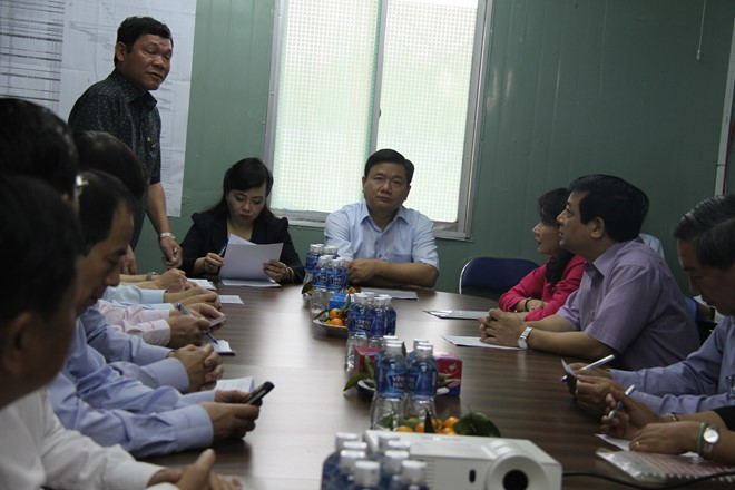 'Nhìn 4-6 em một giường thì tiến độ phải nhanh lên'