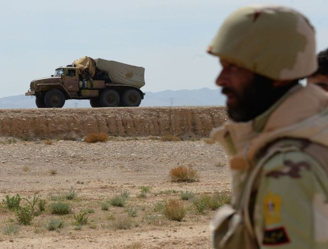 “Chim ưng sa mạc” sẵn sàng giải cứu Palmyra ảnh 9