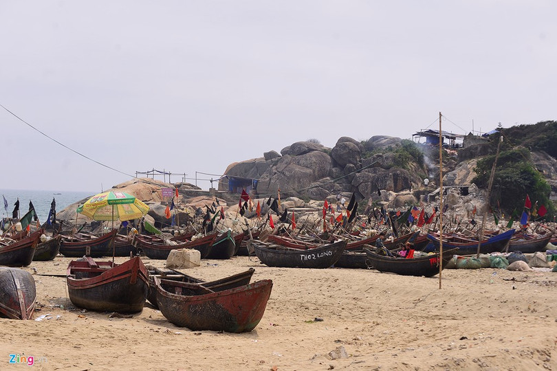 Sau buổi đối thoại sáng 7/3 với ngư dân. Bí thư tỉnh Thanh Hóa - Trịnh Văn Chiến nhận khuyết điểm trước nhân dân và ra lệnh "ai đi biển cứ đi, không có chuyện cấm đoán". Quyết định của ông được ngư dân đồng tình ủng hộ.