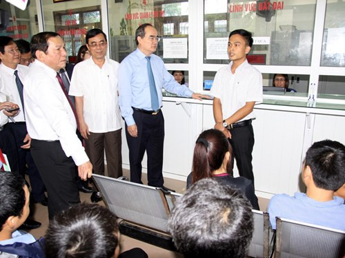 'Phải để dân chấm điểm cán bộ mới biết họ đang hài lòng đến đâu' ảnh 1