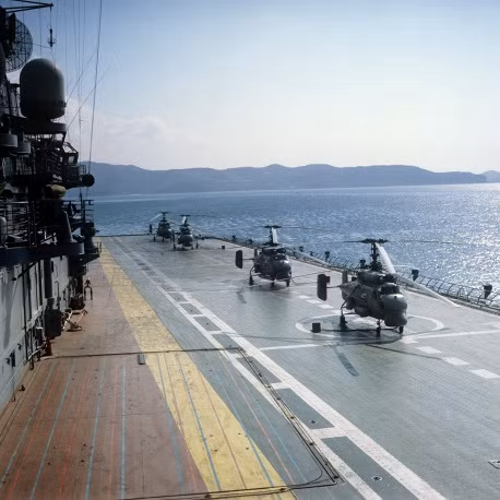 Năm 2006, "Minsk" đã trở thành một phần của công viên giải trí ở Thẩm Quyến, Trung Quốc. Năm 2006, "Minsk" đã trở thành một phần của công viên giải trí ở Thẩm Quyến, Trung Quốc.