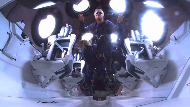 Richard Branson trong phi thuyền Zero-G vào ngày 11 tháng 7 (Ảnh: Bloomberg)