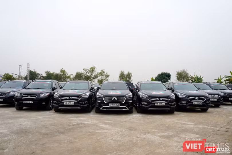 Dàn xe Hyundai SantaFe hùng hậu chào đón sinh nhật CLB tròn 4 tuổi ảnh 5