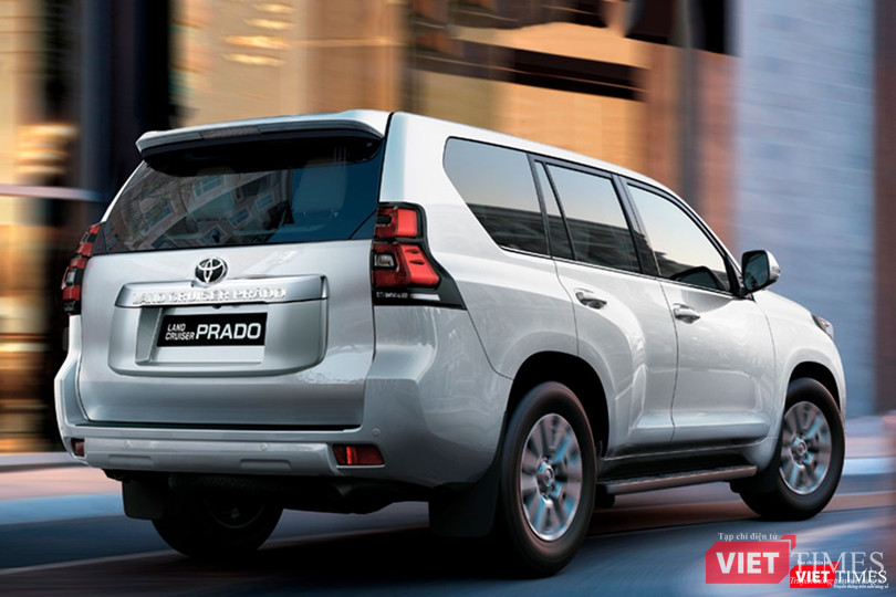 Đấu với Ford Explorer, Toyota LandCruiser Prado 2017 chốt giá 2,262 tỷ đồng ảnh 7
