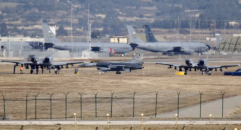 Căn cứ không quân Incirlik .