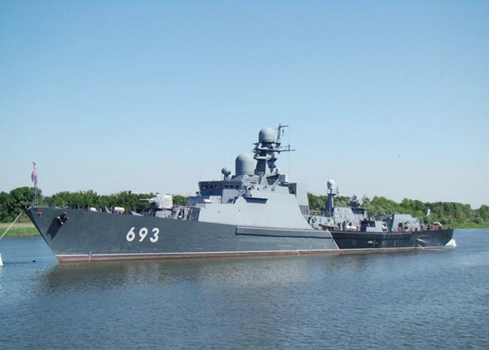 Video tàu chiến Nga phóng tên lửa Klub diệt IS ở Syria ảnh 3