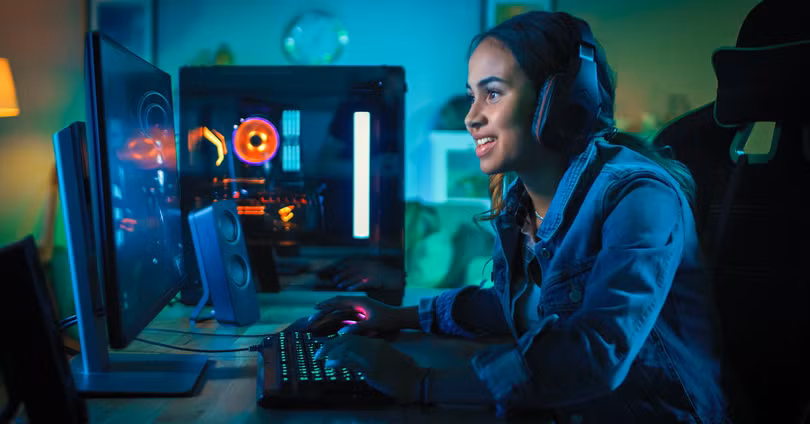 WHO khuyên mọi người ở nhà chơi game để phòng chống dịch COVID-19 (Ảnh: Tech Updates)