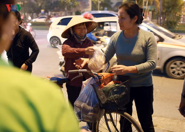 Những món quà không lớn về giá trị nhưng chứa đầy tình cảm ấm áp.