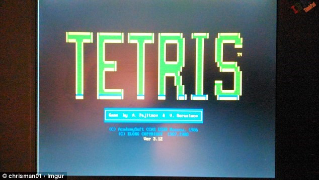 Bất ngờ thú vị khi khám phá "siêu phẩm" laptop cách đây 20 năm ảnh 2 Bất ngờ thú vị khi khám phá "siêu phẩm" laptop cách đây 20 năm ảnh 2