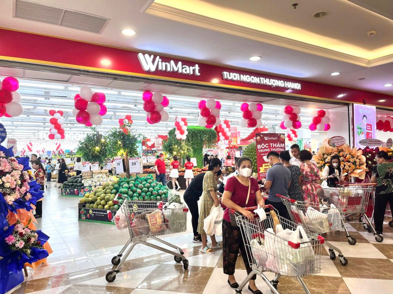 WinMart Hạ Long tấp nập ngày khai trương (1).jpg