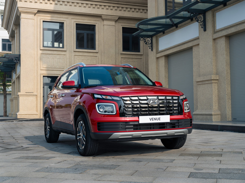 Hyundai Venue - 1.jpg