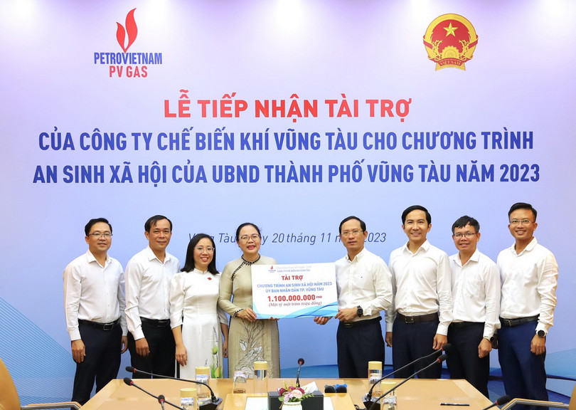 KVT trao chứng nhận tài trợ 1,1 tỷ đồng cho các chương trình ASXH của Tp. Vũng Tàu