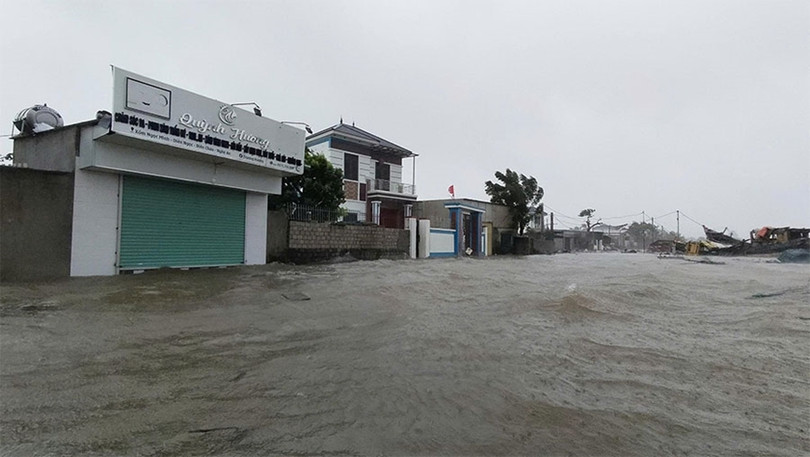 Bão số 5 - Kajiki đổ bộ Nghệ An - Hà Tĩnh, gây nhiều thiệt hại về người và tài sản ảnh 9