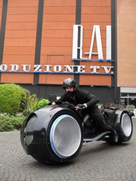 Xe hơi “bầu ngực thiếu nữ” và 1001 kiểu xe độc nhất vô nhị ảnh 3