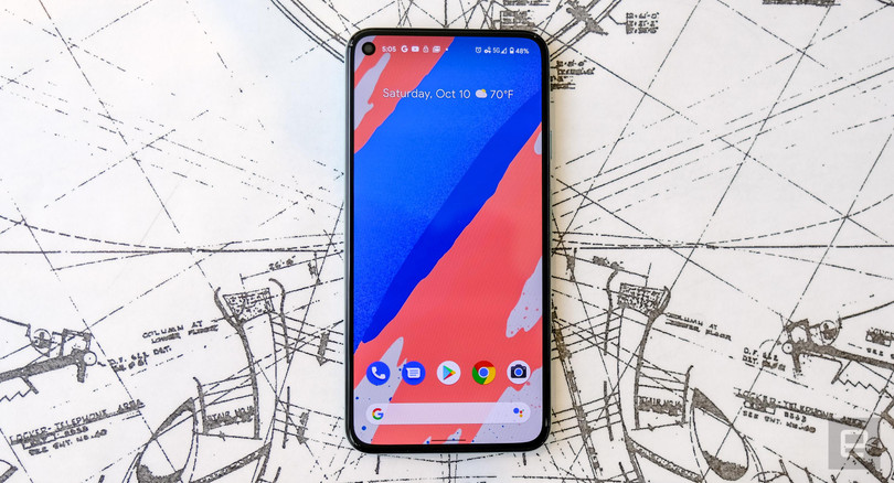Thời lượng pin trên Google Pixel 5 đã được cải thiện so với các phiên bản trước (Ảnh: Engadget)
