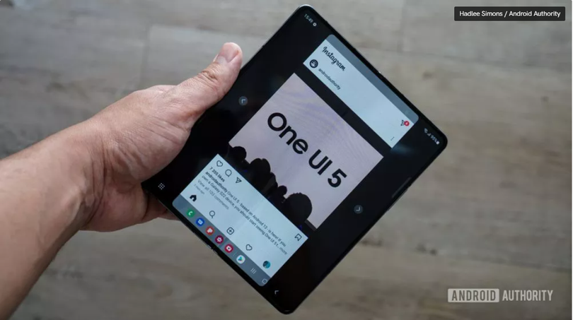 Vẫn còn rất nhiều ứng dụng phổ biến chưa tối ưu cho smartphone màn hình gập (Ảnh: Android Authority) Vẫn còn rất nhiều ứng dụng phổ biến chưa tối ưu cho smartphone màn hình gập (Ảnh: Android Authority)