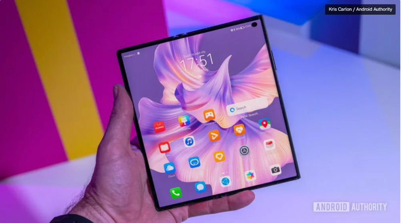 Đa số các mẫu smartphone màn hình gập đều có mức giá "điên rồ" (Ảnh: Android Authority) Đa số các mẫu smartphone màn hình gập đều có mức giá "điên rồ" (Ảnh: Android Authority)