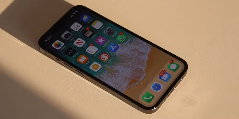 iPhone 13 (Ảnh: Make Use Of)