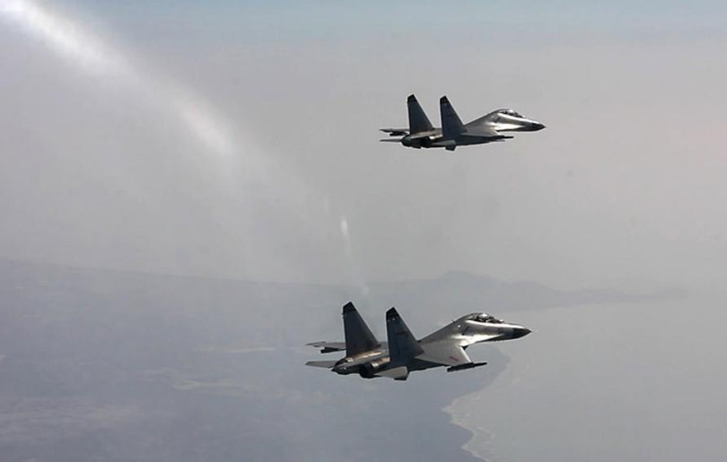 Từ ngày 19 đến ngày 21/7/2016, một sư đoàn không quân Hạm đội Nam Hải, Hải quân Trung Quốc tiến hành tập trận bắn đạn thật trên Biển Đông. Ảnh: Tân Hoa xã/Chinanews.