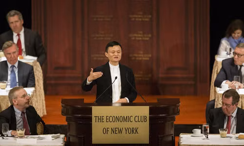 Jack Ma - Giám đốc điều hành Tập đoàn Thương mại Điện tử Alibaba phát biểu tại Câu lạc bộ Kinh tế New York ngày 9/6