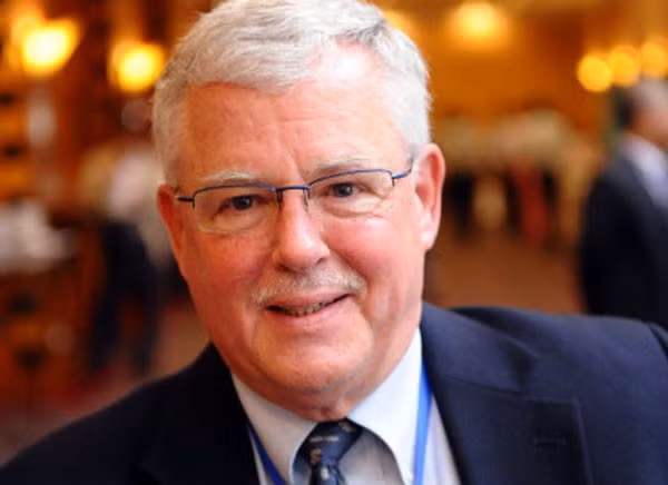 Giáo sư Carl Thayer, chuyên gia về Biển Đông. Ảnh: Getty