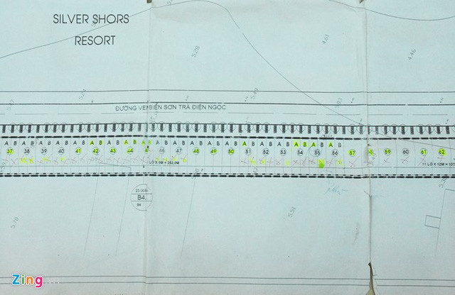 Nhà nghèo nhất thôn mua 12 lô đất sát sân bay quân sự ảnh 1