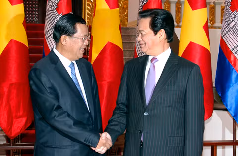 Thủ tướng Nguyễn Tấn Dũng và Thủ tướng Hun Sen sẽ cùng tham dự lễ khánh thành cột mốc biên giới Việt Nam-Campuchia vào ngày 26/12.