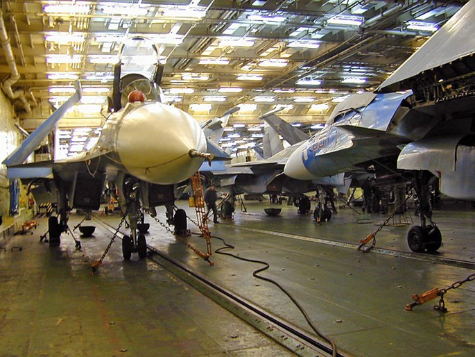 Clip 25 năm tàu sân bay Nga và 9 điều lý thú ảnh 2 Clip 25 năm tàu sân bay Nga và 9 điều lý thú ảnh 2