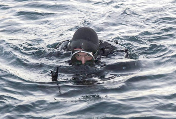 Video đặc công nước của Nga tập luyện bảo vệ căn cứ tàu ngầm ảnh 3 Video đặc công nước của Nga tập luyện bảo vệ căn cứ tàu ngầm ảnh 3