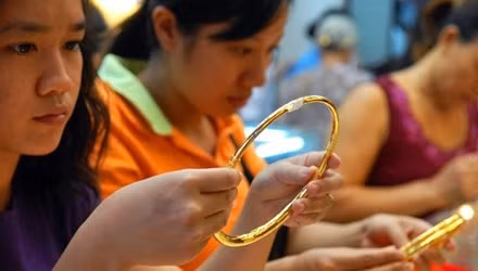 Người giữ vàng đã mất 2,5 triệu đồng trong năm 2015
