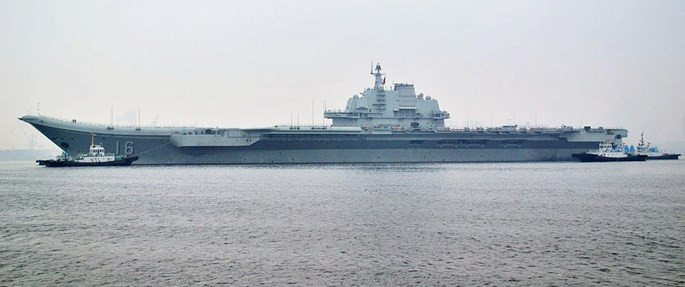Clip tàu sân bay Trung Quốc thua xa tàu sân bay Nga ảnh 2