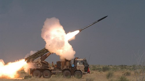 Ấn Độ thử thành công tên lửa Pinaka II phóng hàng loạt ảnh 1 Ấn Độ thử thành công tên lửa Pinaka II phóng hàng loạt ảnh 1