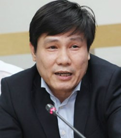 Ông Đinh Việt Thắng: 