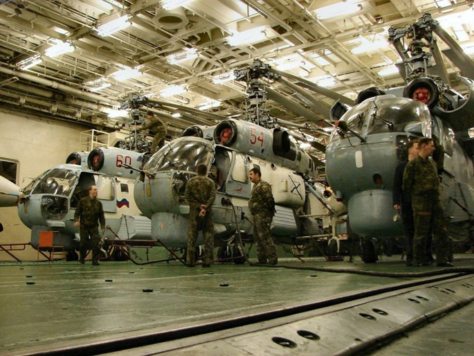 Clip 25 năm tàu sân bay Nga và 9 điều lý thú ảnh 3 Clip 25 năm tàu sân bay Nga và 9 điều lý thú ảnh 3